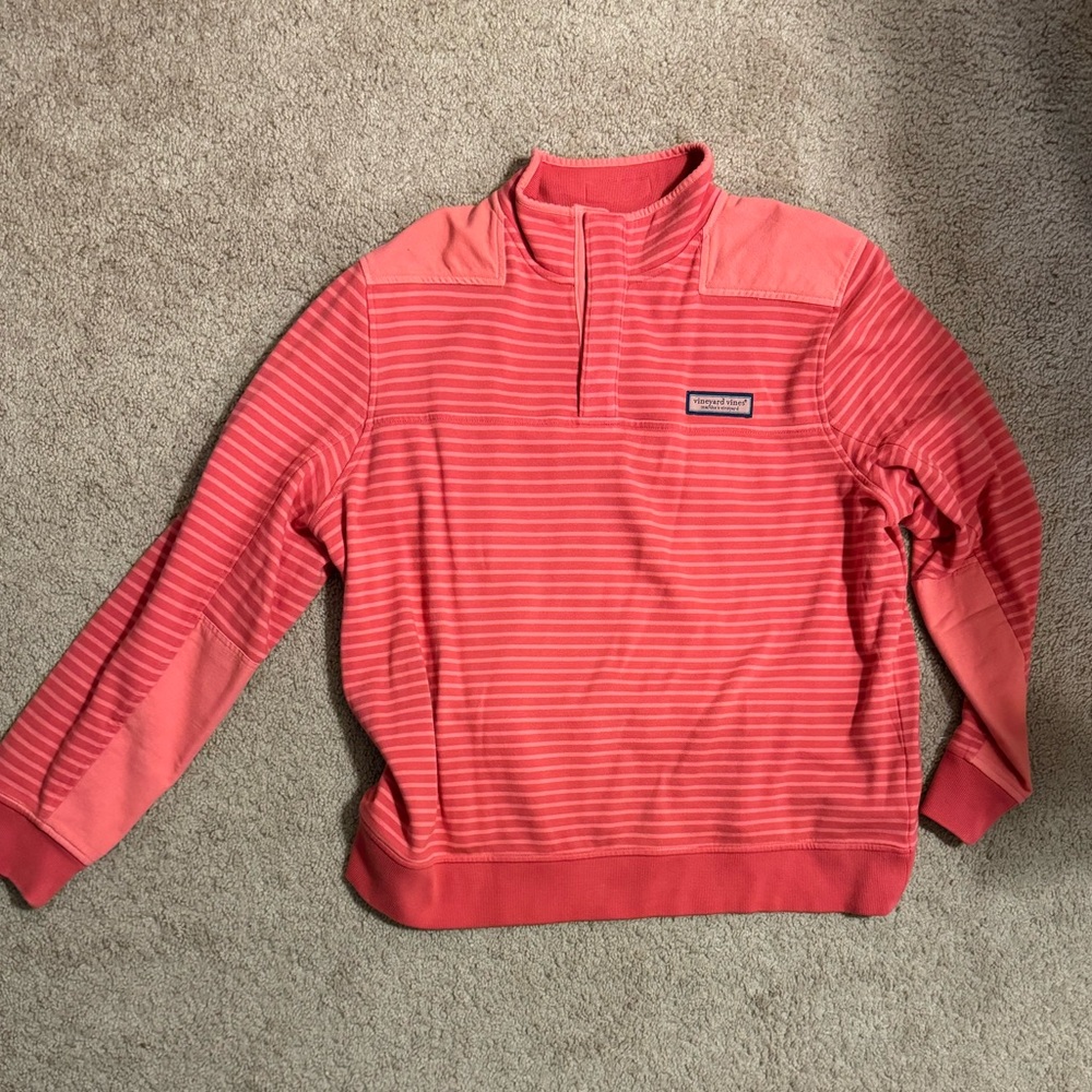Vineyard vine crew neck